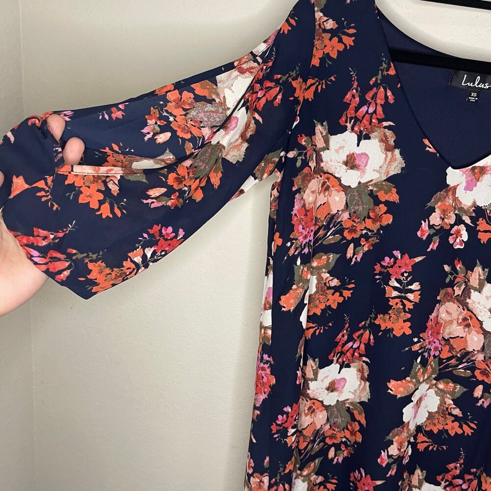 Lulu’s Shifting Dears Navy Blue & Pink Floral V-Neck Dress - Size XS - Picture 6 of 8